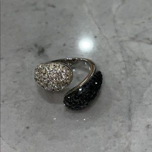 Swarovski Silver / Black Ring
